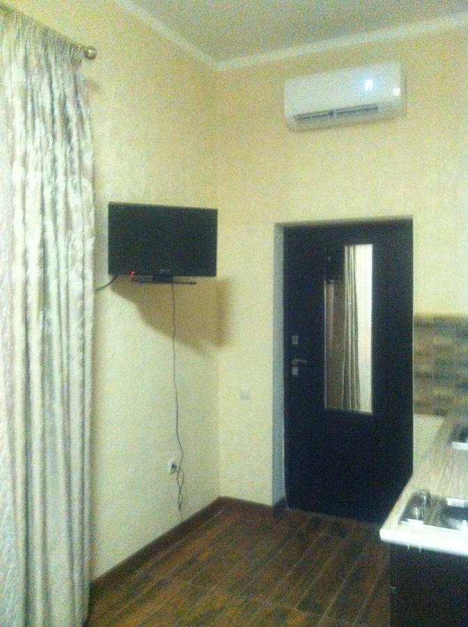 סוקהום Vacation Home On Krasnomayakskaya 36 מראה חיצוני תמונה